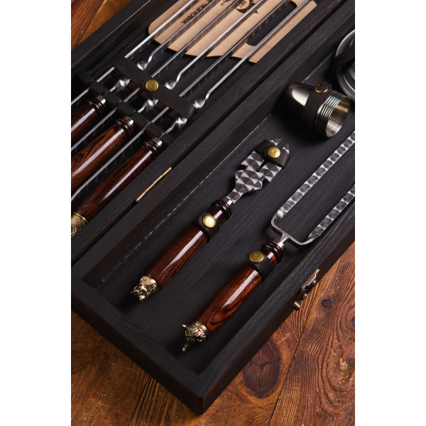 Преміальний набір шампурів Привал у кейсі