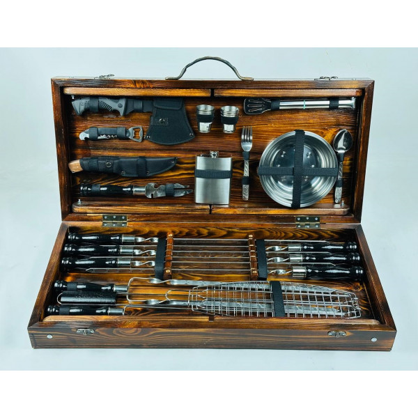 Набір шампурів у кейсі-столику (7302)