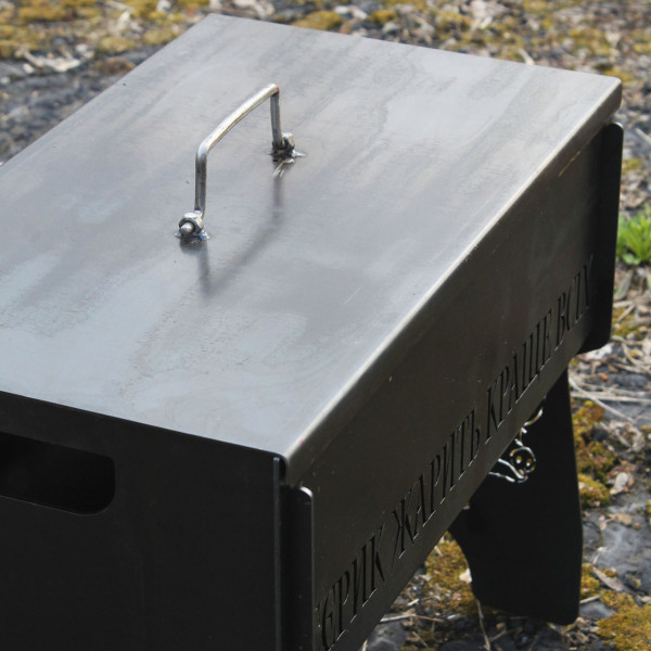 Крышка для разборного мангала на 12 шампуров.