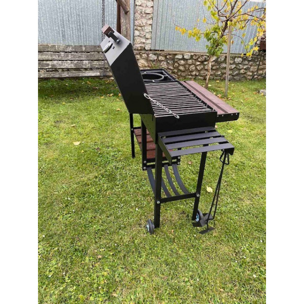 Мангал-гриль 5 мм с термометром, решеткой-гриль и подставкой.