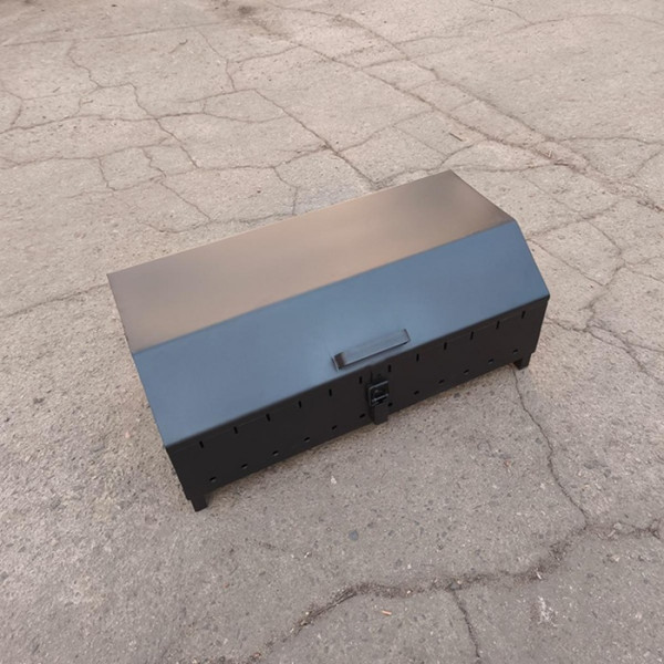 Мангал-гриль с крышкой 3 мм на 12 шампуров, решеткой, подставкой, столиками.