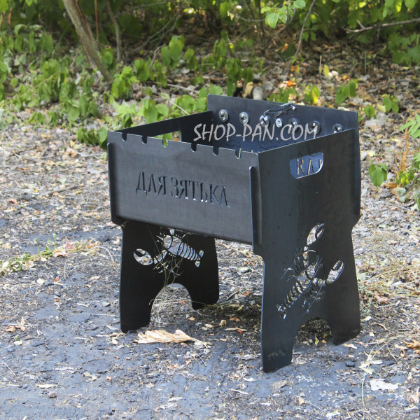 Мангал именный со встроенной шашлычницей и мотором на 6 шампуров.