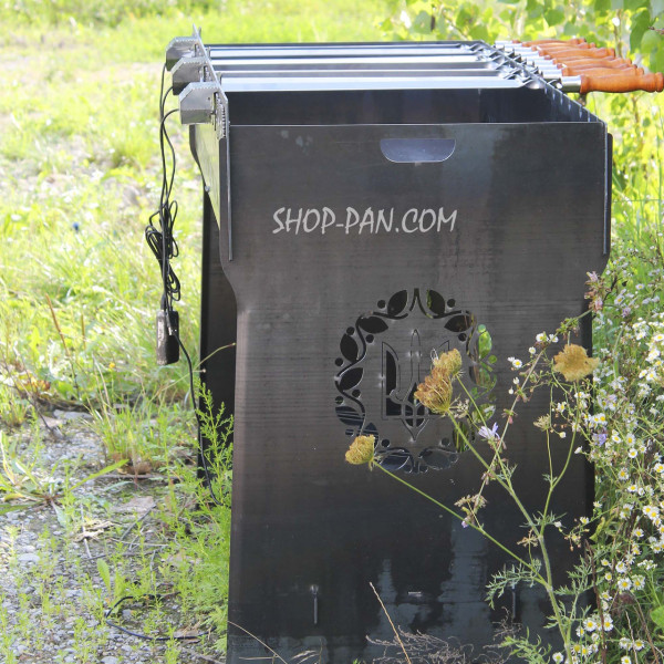 Мангал разборный высокий со встроенной шашлычницей и мотором на 16 шампуров