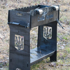 Мангал со встроенной шашлычницей и мотором на 10 шампуров с регулировкой высоты дна.