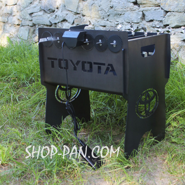 Мангал со встроенной шашлычницей и мотором на 6 шампуров с гравировкой.