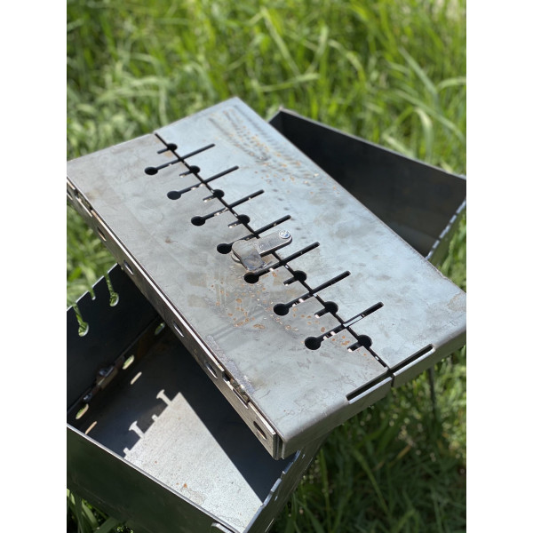 Мангал-чемодан 3 мм на 10 шампуров