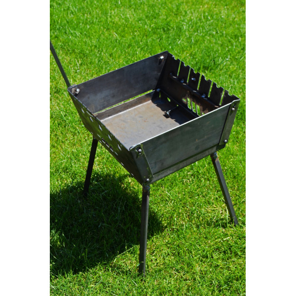 Мангал-чемодан на 6 шампуров