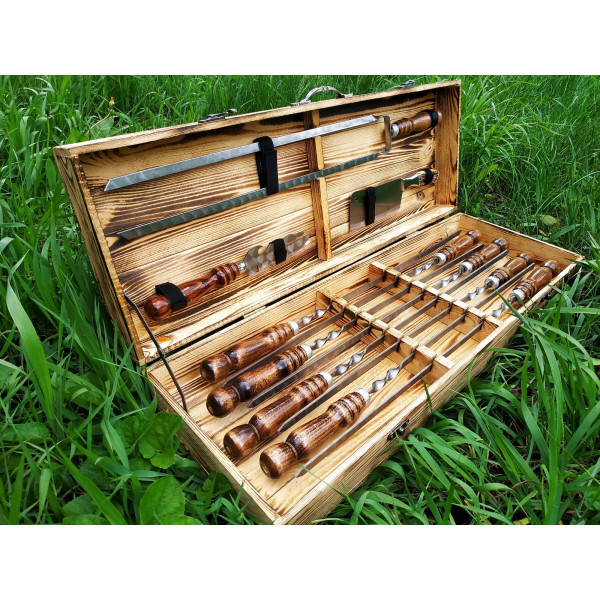 Набір подарункових шампурів у дерев'яному кейсі (2012)