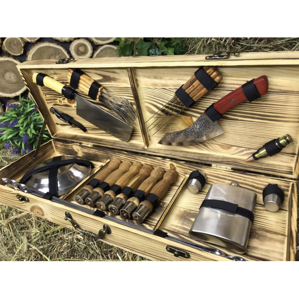 Набір розбірних шампурів у подарунковому кейсі (Р-002)