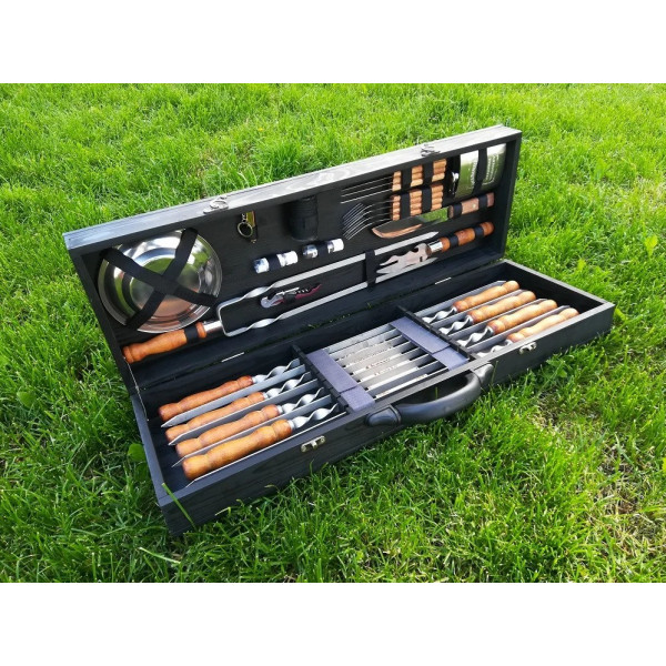 Набор шампуров BLACK BOX в деревянном кейсе (M-013)