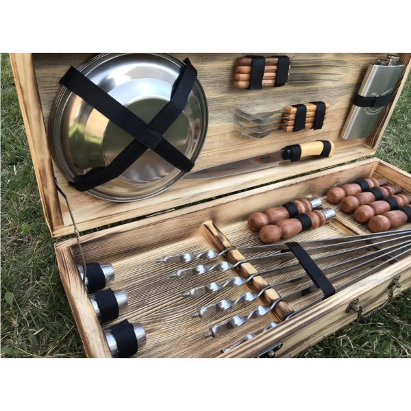 Набор шампуров в деревянном кейсе (009г)