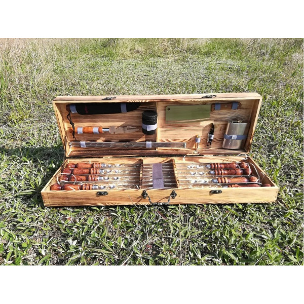 Набір шампурів у дерев'яному кейсі (VK-006)