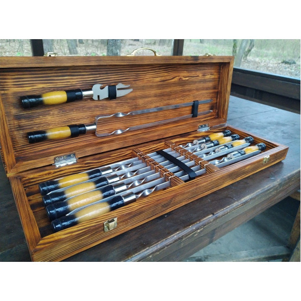 Набір шампурів у дерев'яному кейсі №1