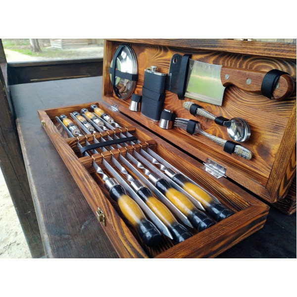 Набір шампурів у дерев'яному кейсі №5