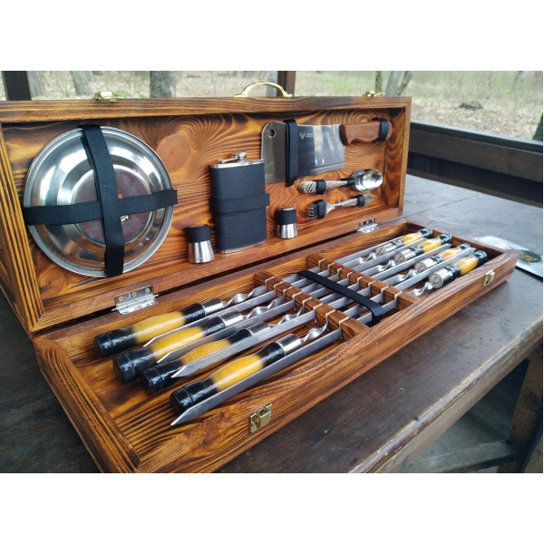 Набір шампурів у дерев'яному кейсі №5