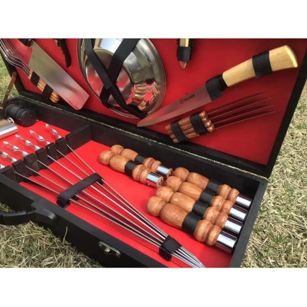 Набір шампурів у подарунковому кейсі (Р-007)