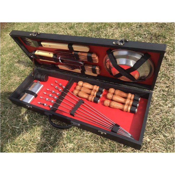 Набор шампуров в подарочном кейсе (Р-008)