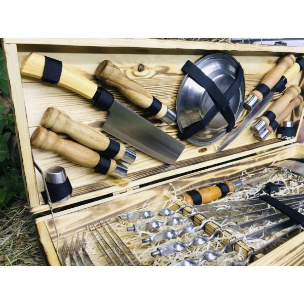 Набір розбірних шампурів у подарунковому кейсі (Р-004)