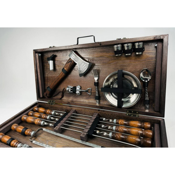 Набір шампурів Кизляр в кейсі-столику (7502)