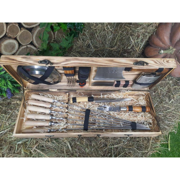 Набор подарочных шампуров (К-012)