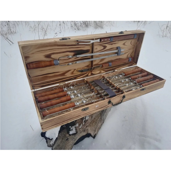 Набір шампурів та аксесуарів для барбекю MASTER (014M)