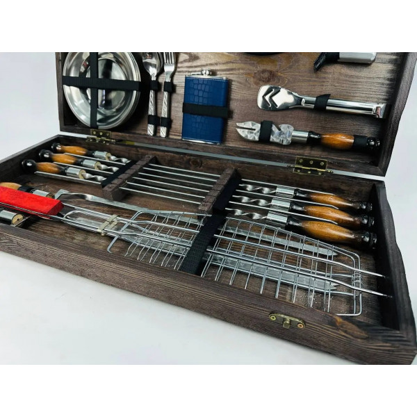 Набор шампуров в деревянном кейсе (7503)