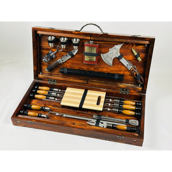 Набор шампуров в кейсе-столике (7301)