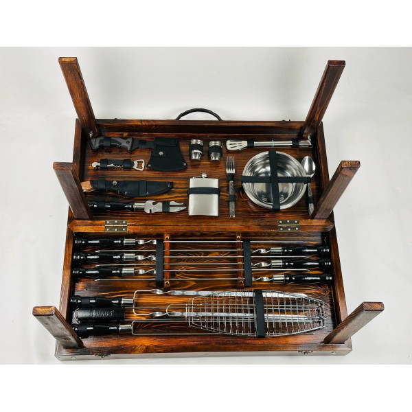 Набір шампурів у кейсі-столику (7302)