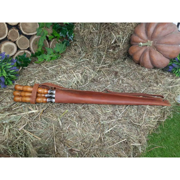 Набір шампурів у шкіряному чохлі (m024)