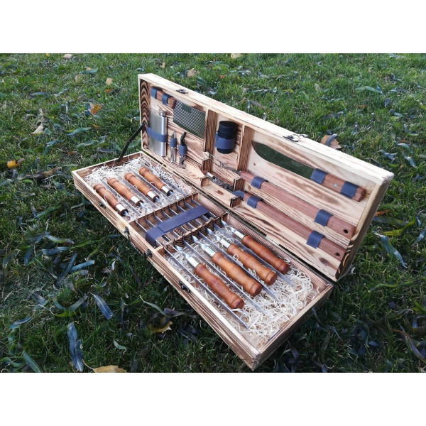 Набір шампурів і аксесуарів для барбекю LUX (114)