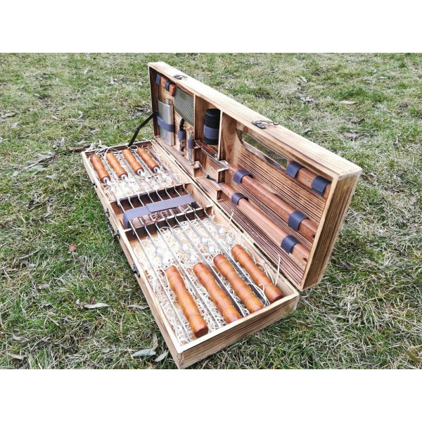 Набір шампурів і аксесуарів для барбекю MASTER (007T)