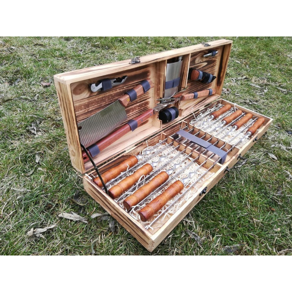 Набір шампурів і аксесуарів для барбекю MASTER (008T)