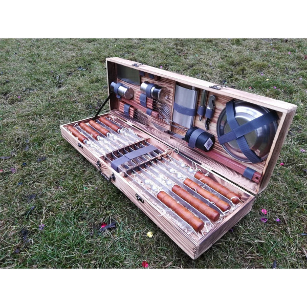 Набір шампурів і аксесуарів для барбекю MASTER (010T)