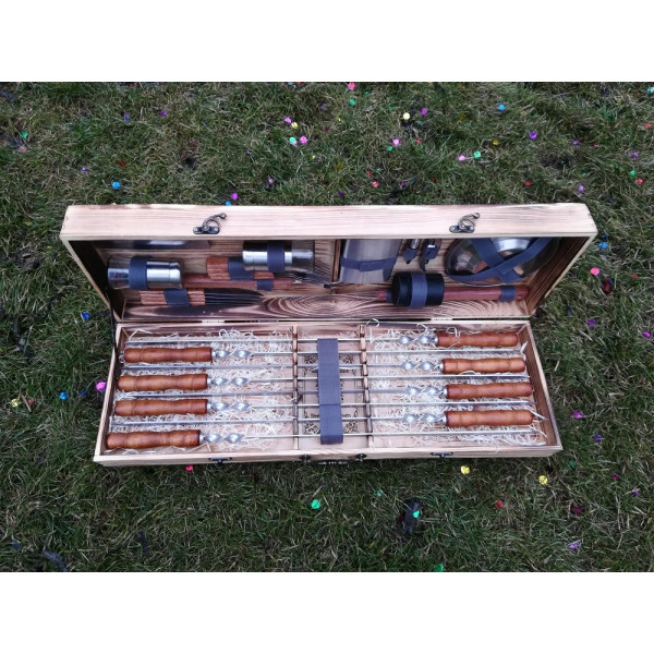 Набір шампурів і аксесуарів для барбекю MASTER (010T)