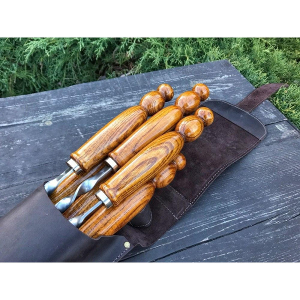 Подарунковий набір шампурів CROWN ручної роботи в шкіряному чохлі