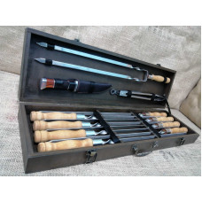 Подарунковий набір шампурів та аксесуарів для барбекю Brown-Medium1