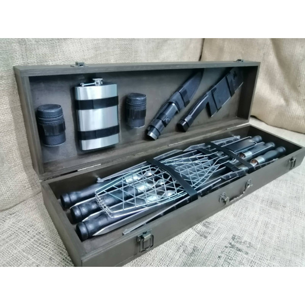 Подарунковий набір шампурів та аксесуарів для барбекю Discovery-MAX