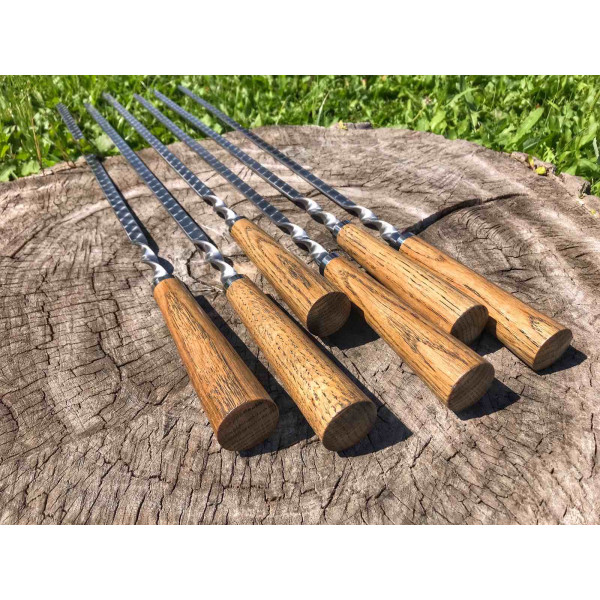 Преміальний набір шампурів з дубовою ручкою