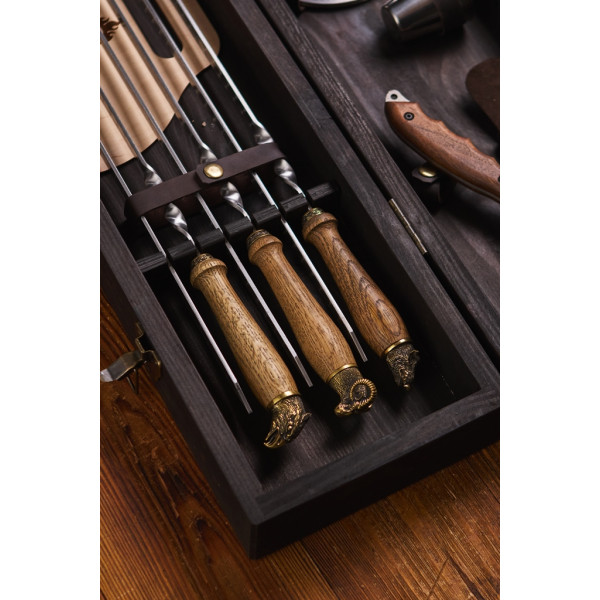 Премиальный набор шампуров Мясные приключения в кейсе