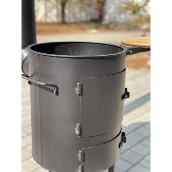 Печь под котел 40 см с трубой и столиком.