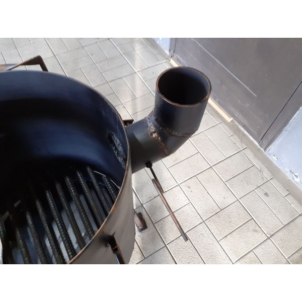 Печь под котел на 40 см со съемными столиками.